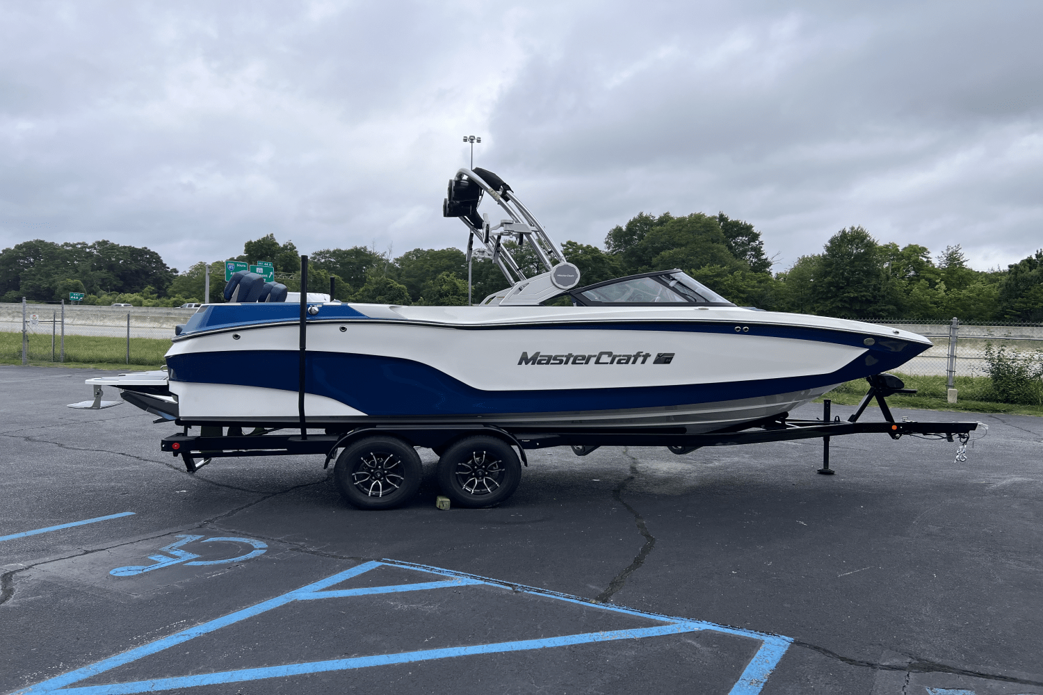 2025 Mastercraft XT24 Image Thumbnail #6