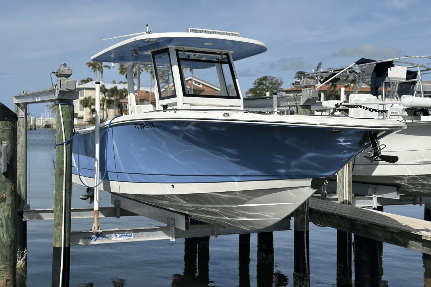 2023 Robalo R270 Image Thumbnail #2