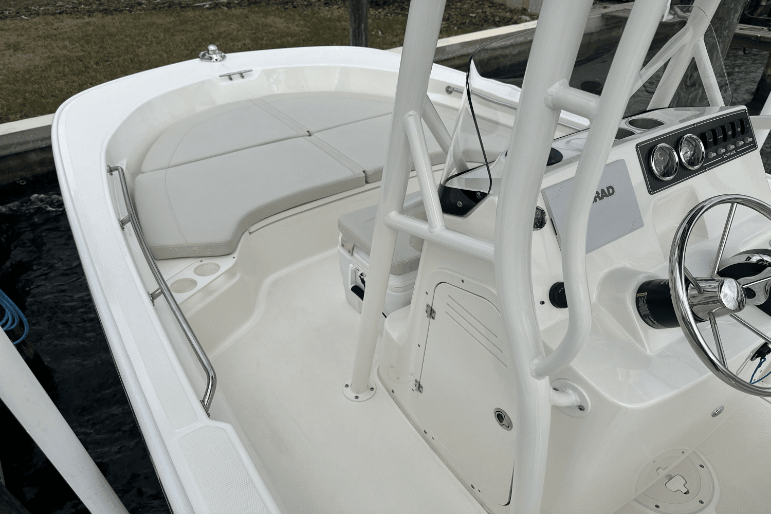 2021 Boston Whaler 190 MONTAUK Image Thumbnail #24