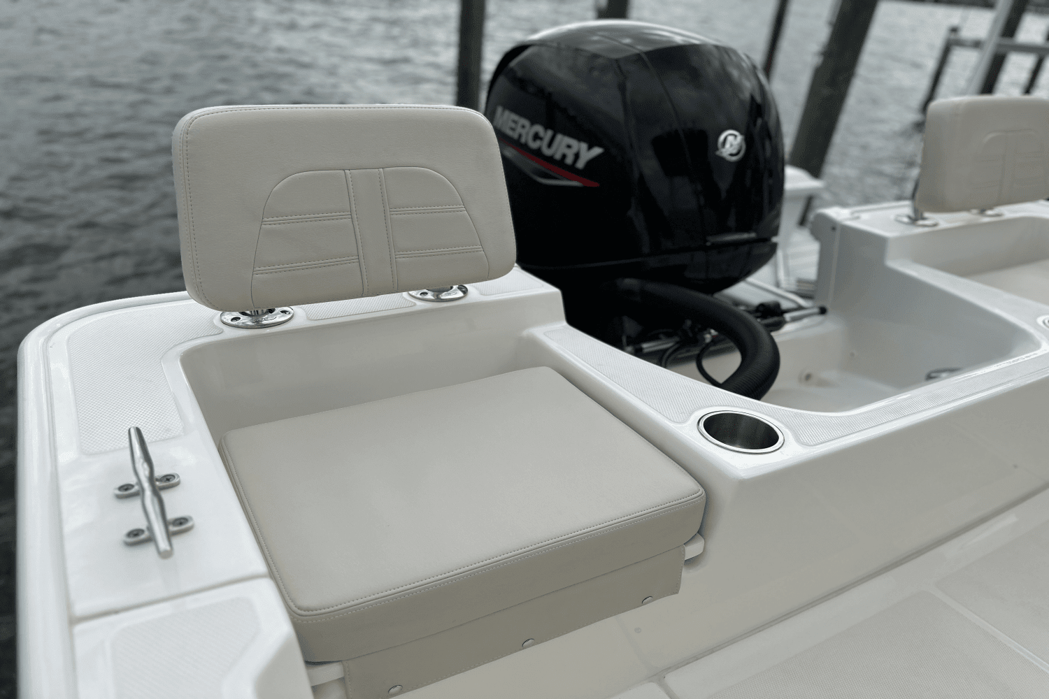 2021 Boston Whaler 190 MONTAUK Image Thumbnail #9