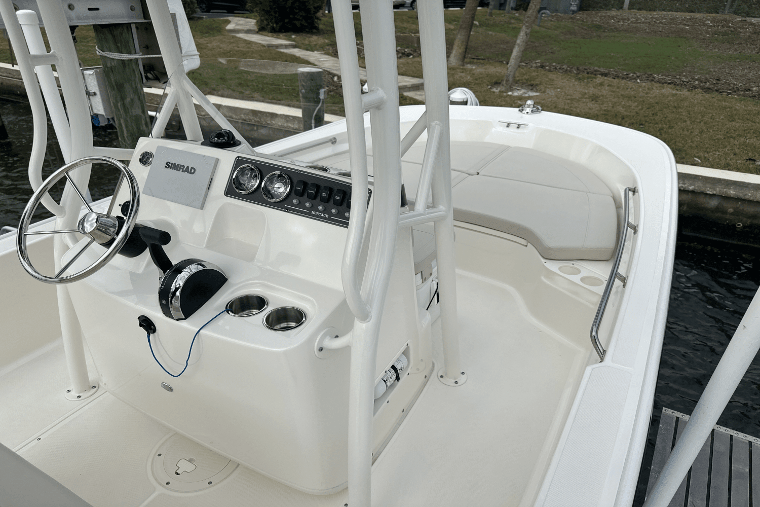 2021 Boston Whaler 190 MONTAUK Image Thumbnail #16