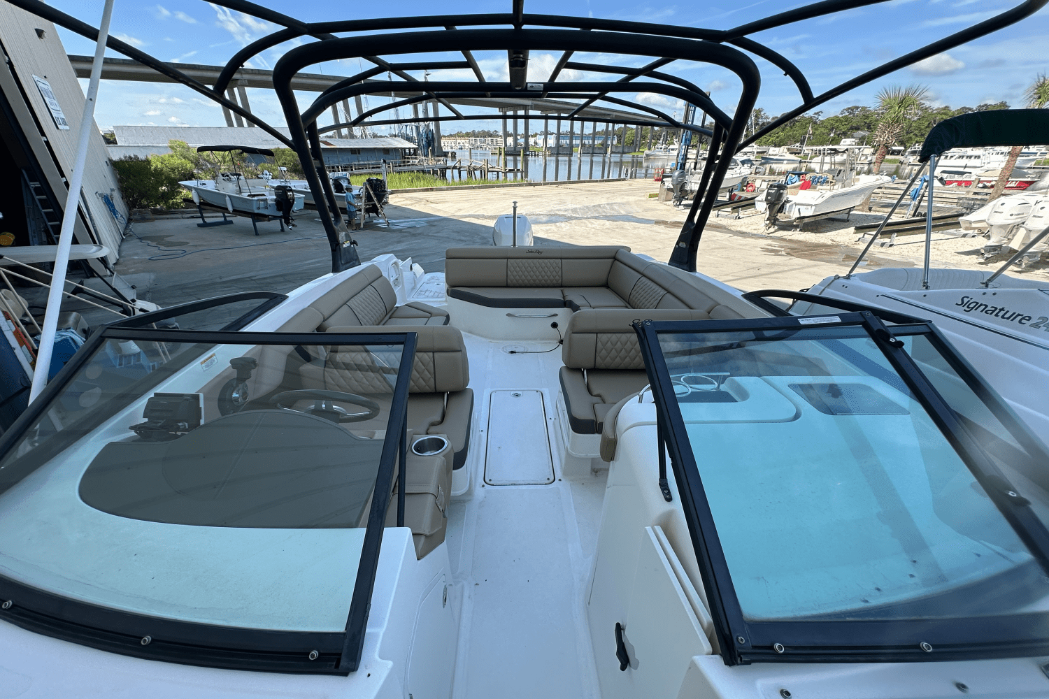 2017 Sea Ray SDX 270 Outboard Image Thumbnail #6