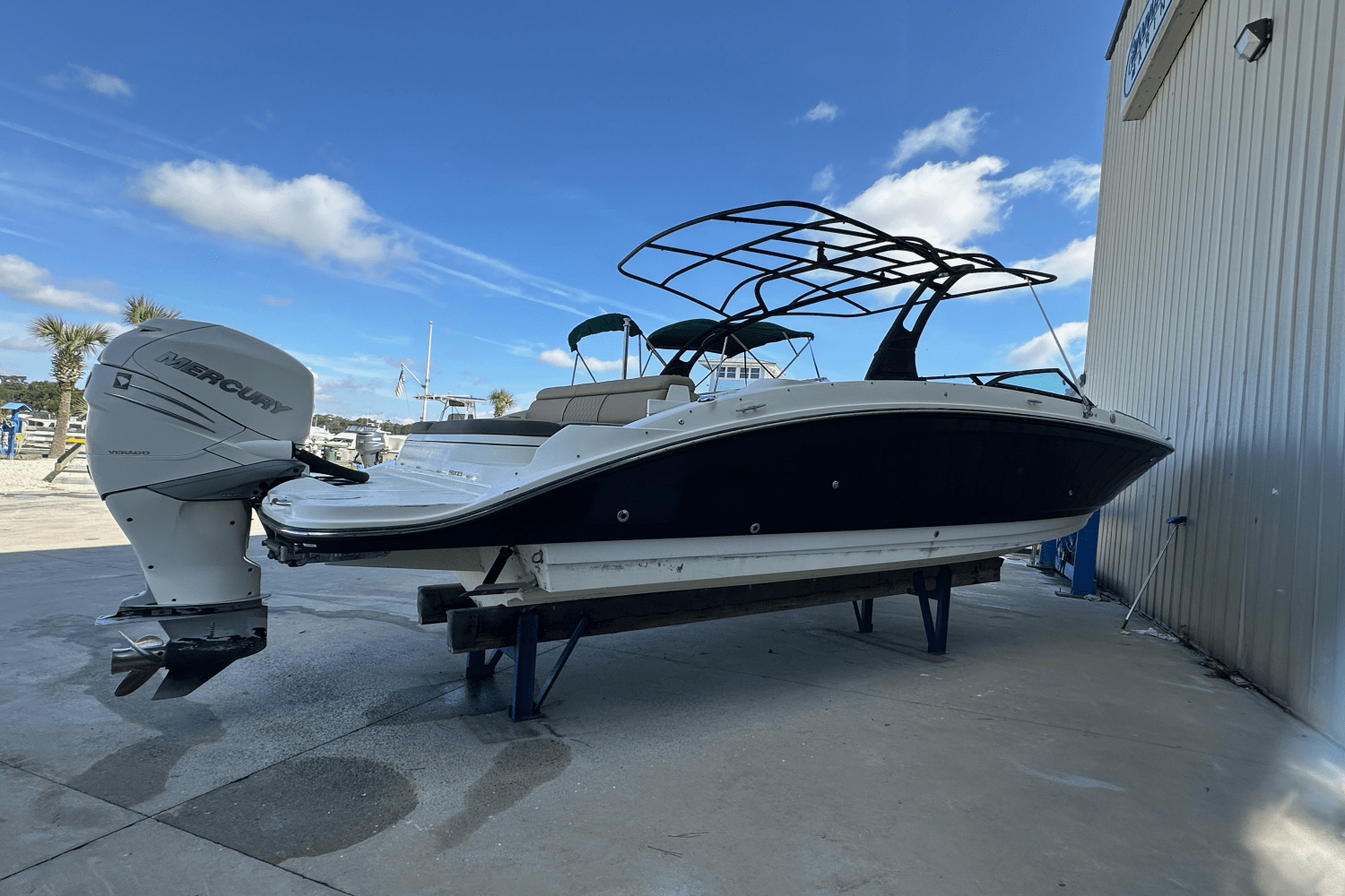 2017 Sea Ray SDX 270 Outboard Image Thumbnail #1