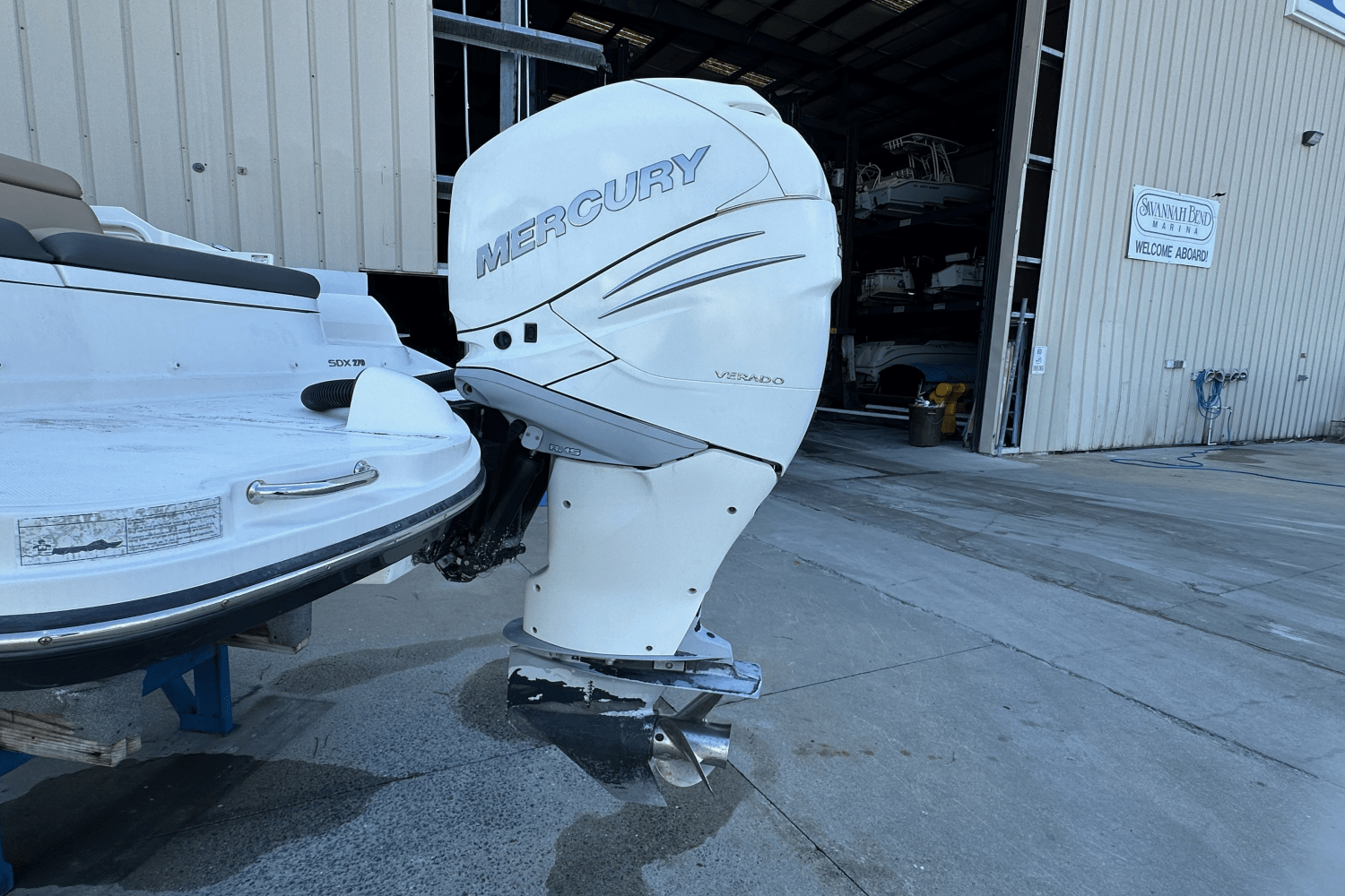 2017 Sea Ray SDX 270 Outboard Image Thumbnail #3