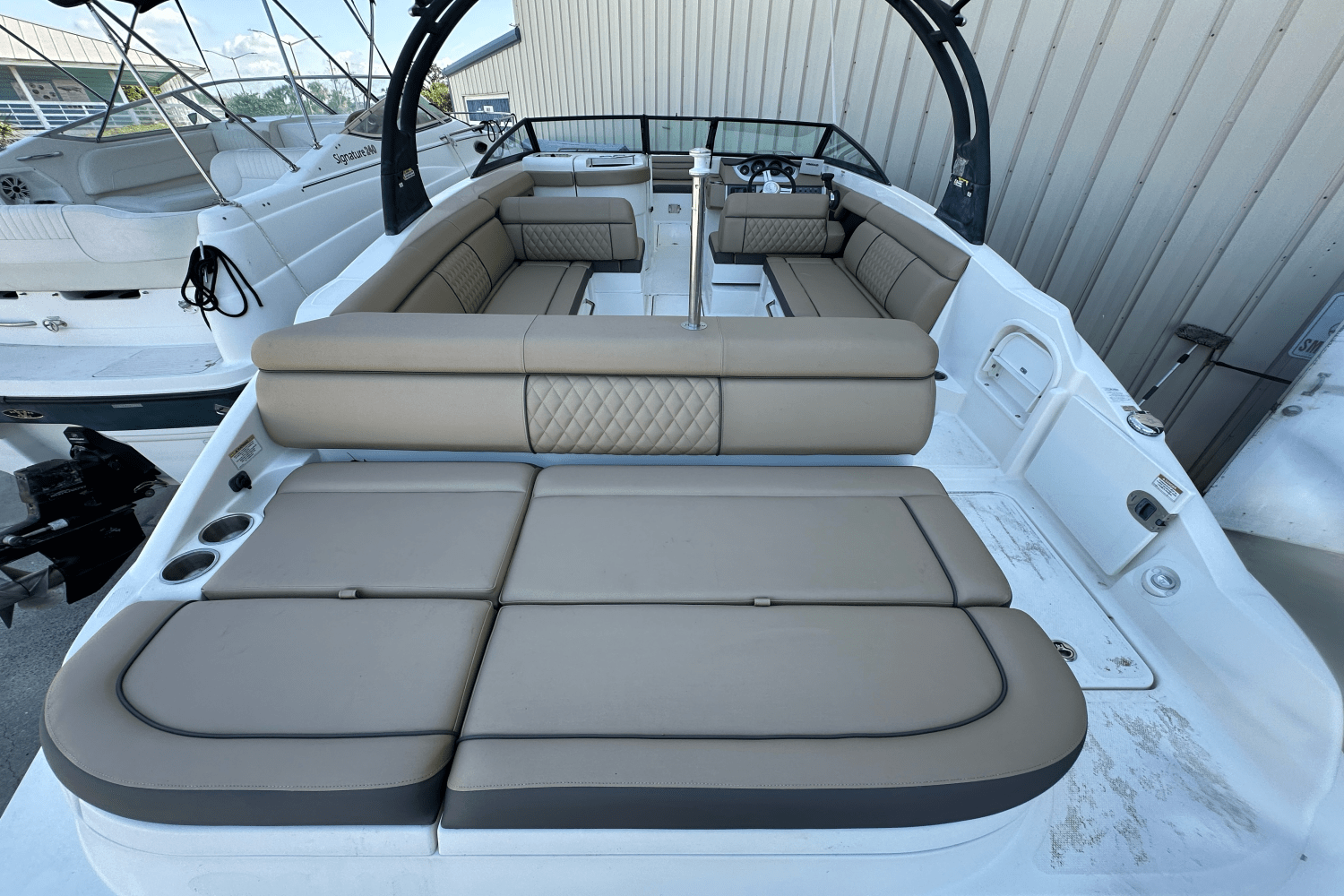2017 Sea Ray SDX 270 Outboard Image Thumbnail #4