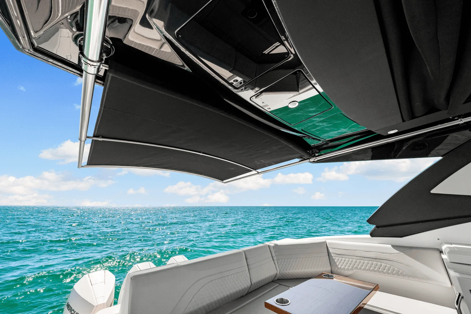 2025 Cruisers Yachts 38 GLS Outboard Image Thumbnail #63