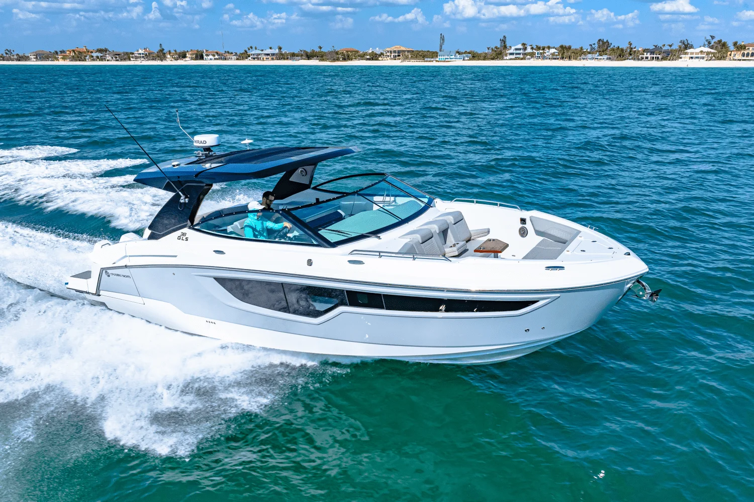 2025 Cruisers Yachts 38 GLS Outboard Image Thumbnail #1