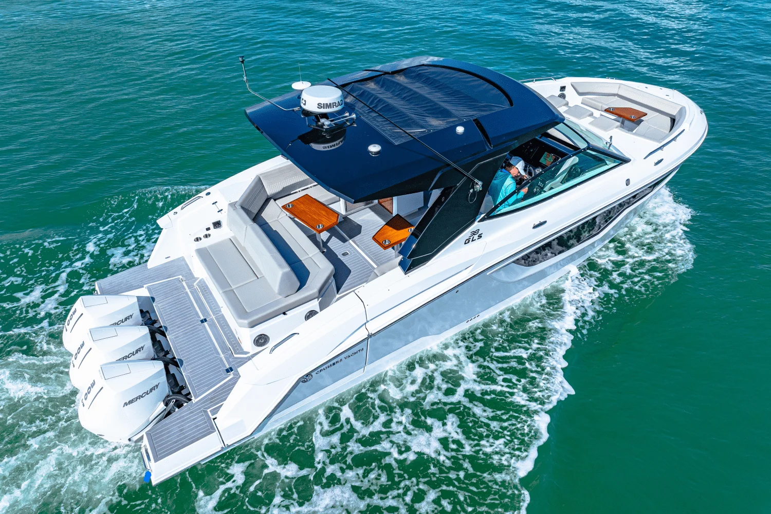 2025 Cruisers Yachts 38 GLS Outboard Image Thumbnail #38