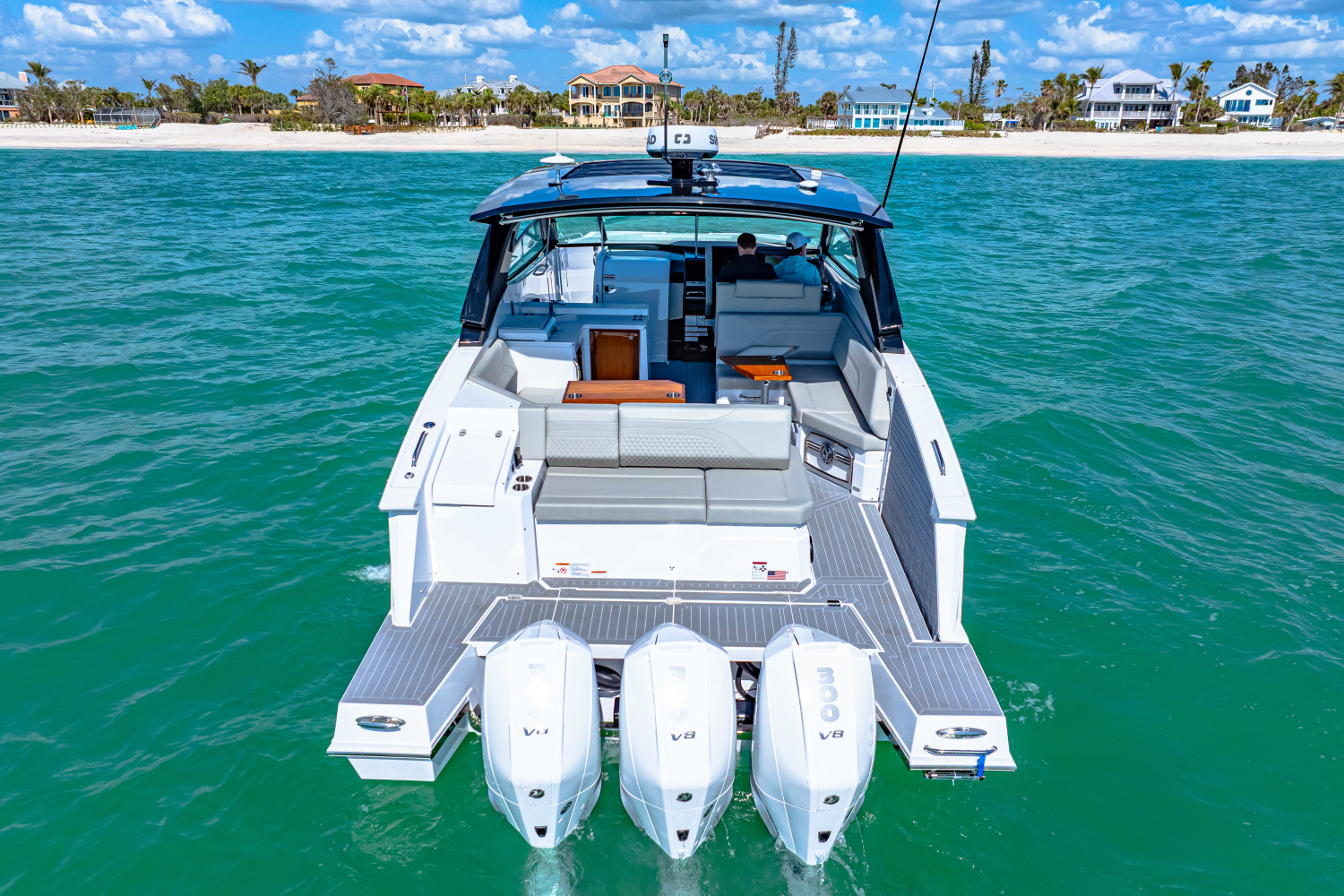 2025 Cruisers Yachts 38 GLS Outboard Image Thumbnail #44