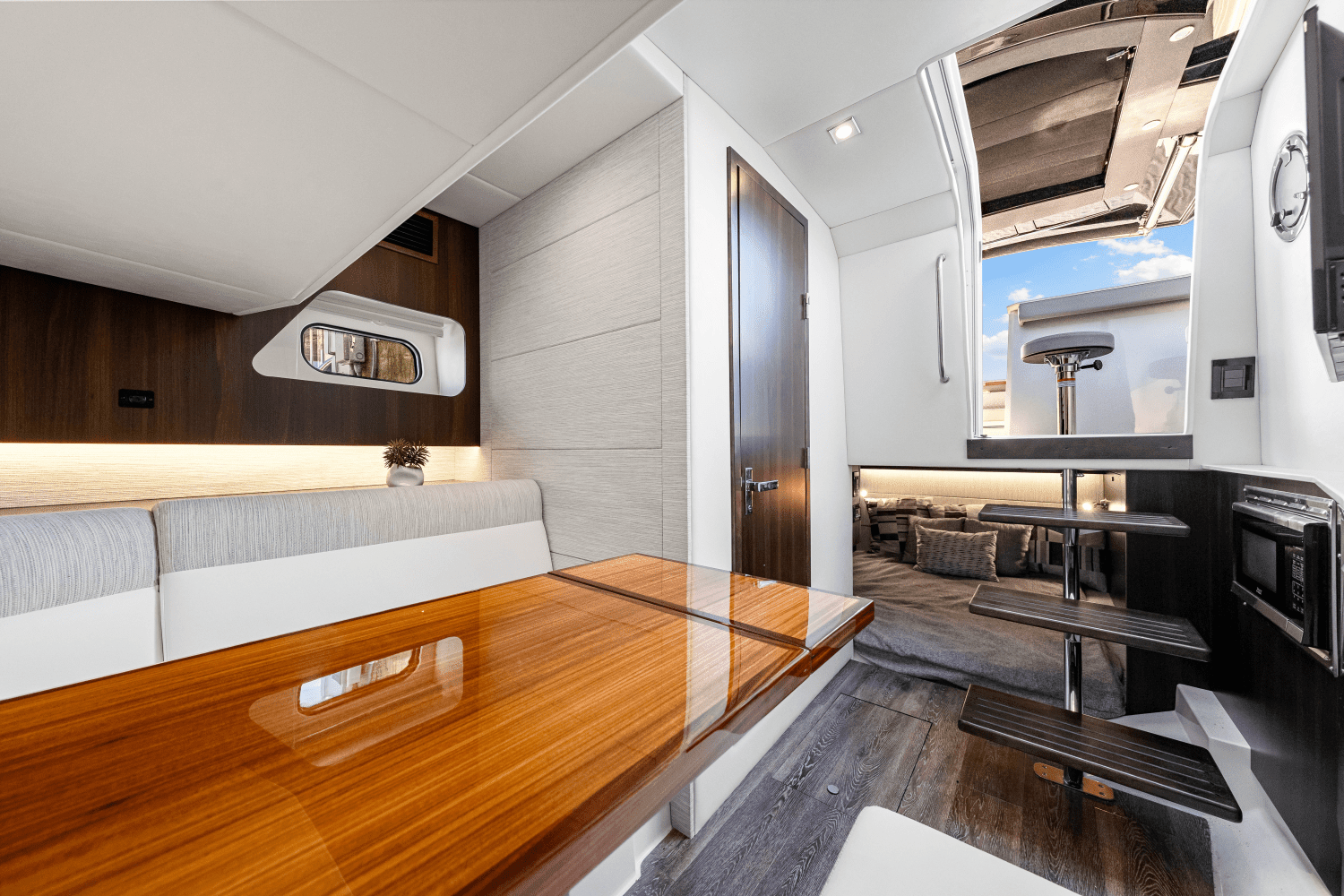 2025 Cruisers Yachts 38 GLS Outboard Image Thumbnail #54