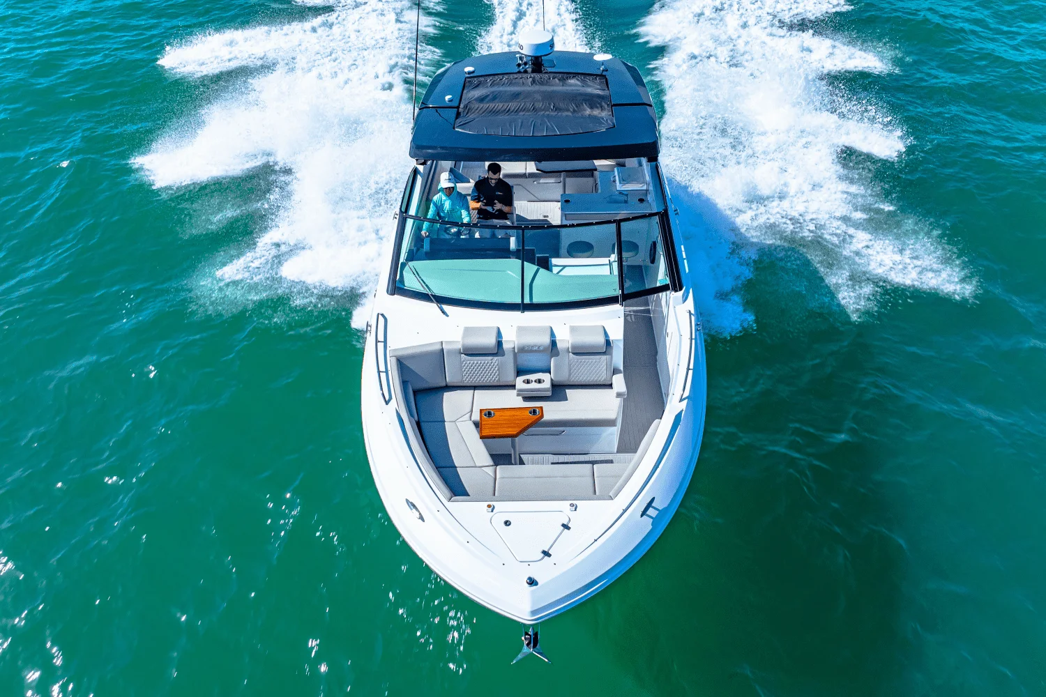 2025 Cruisers Yachts 38 GLS Outboard Image Thumbnail #37