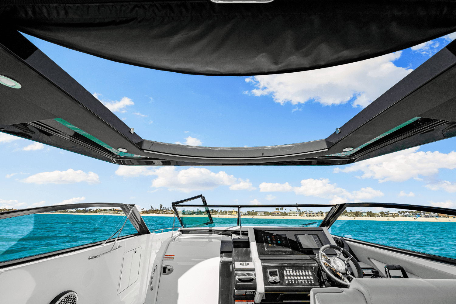 2025 Cruisers Yachts 38 GLS Outboard Image Thumbnail #61