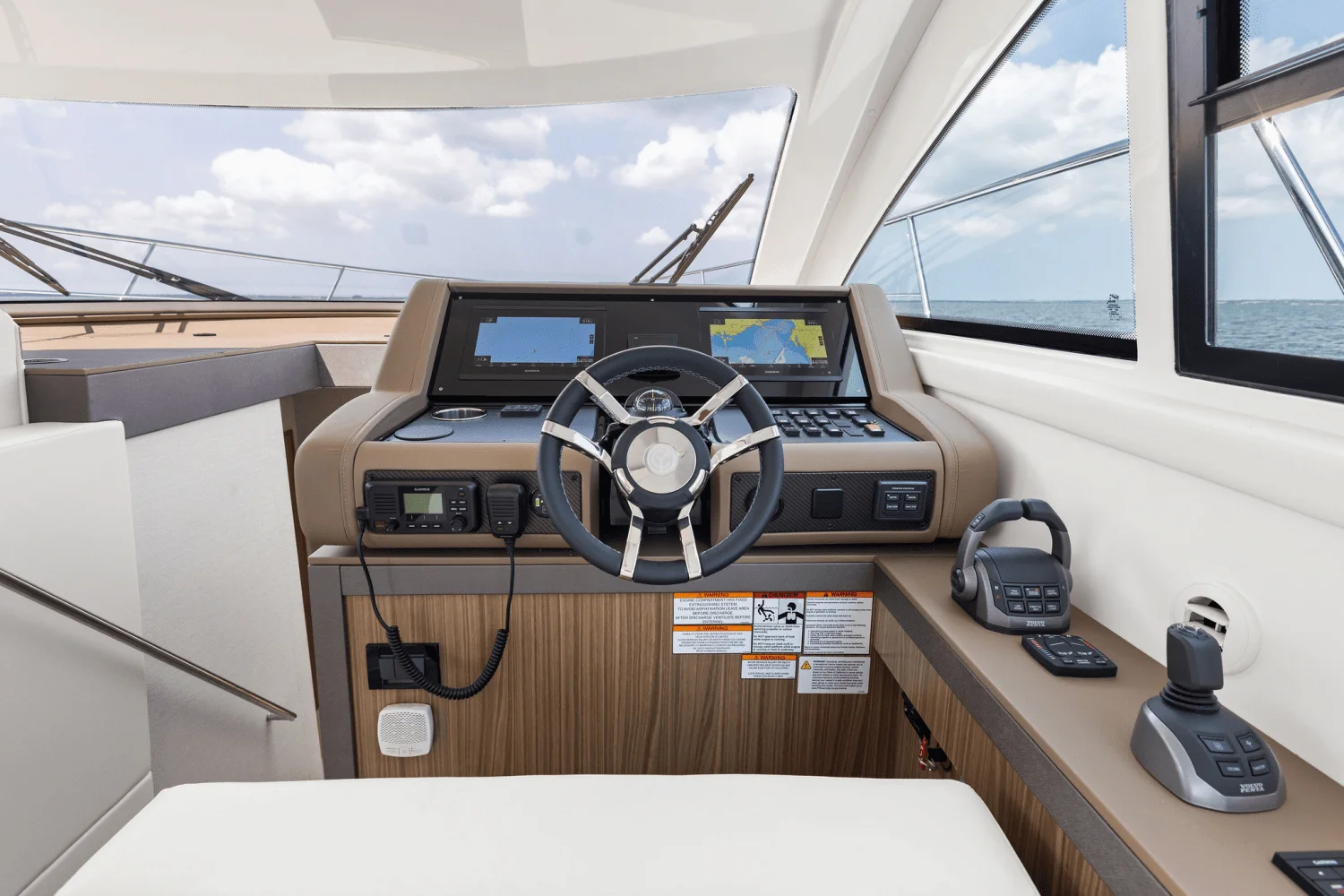 2025 Cruisers Yachts 46 Cantius Image Thumbnail #49