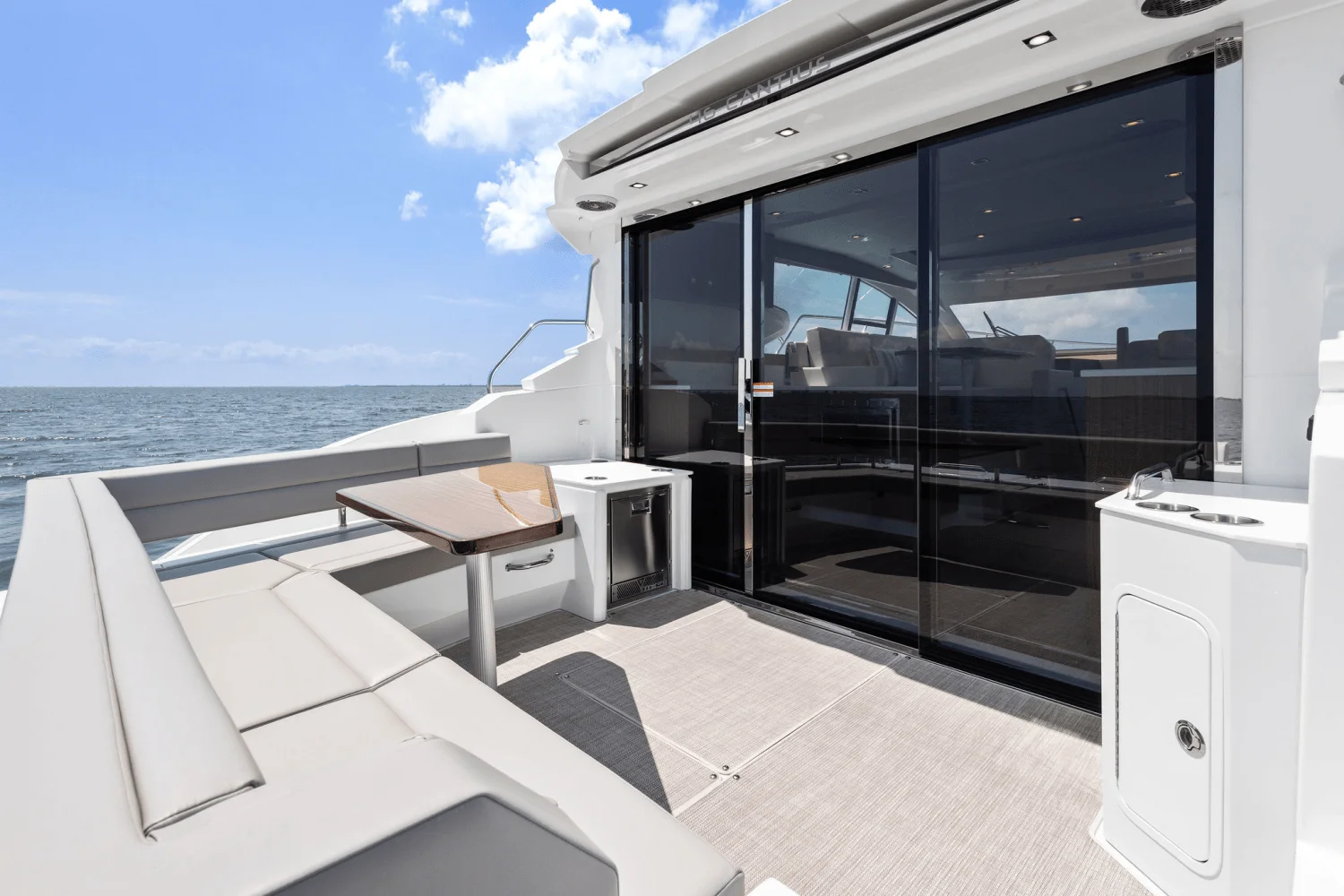 2025 Cruisers Yachts 46 Cantius Image Thumbnail #31