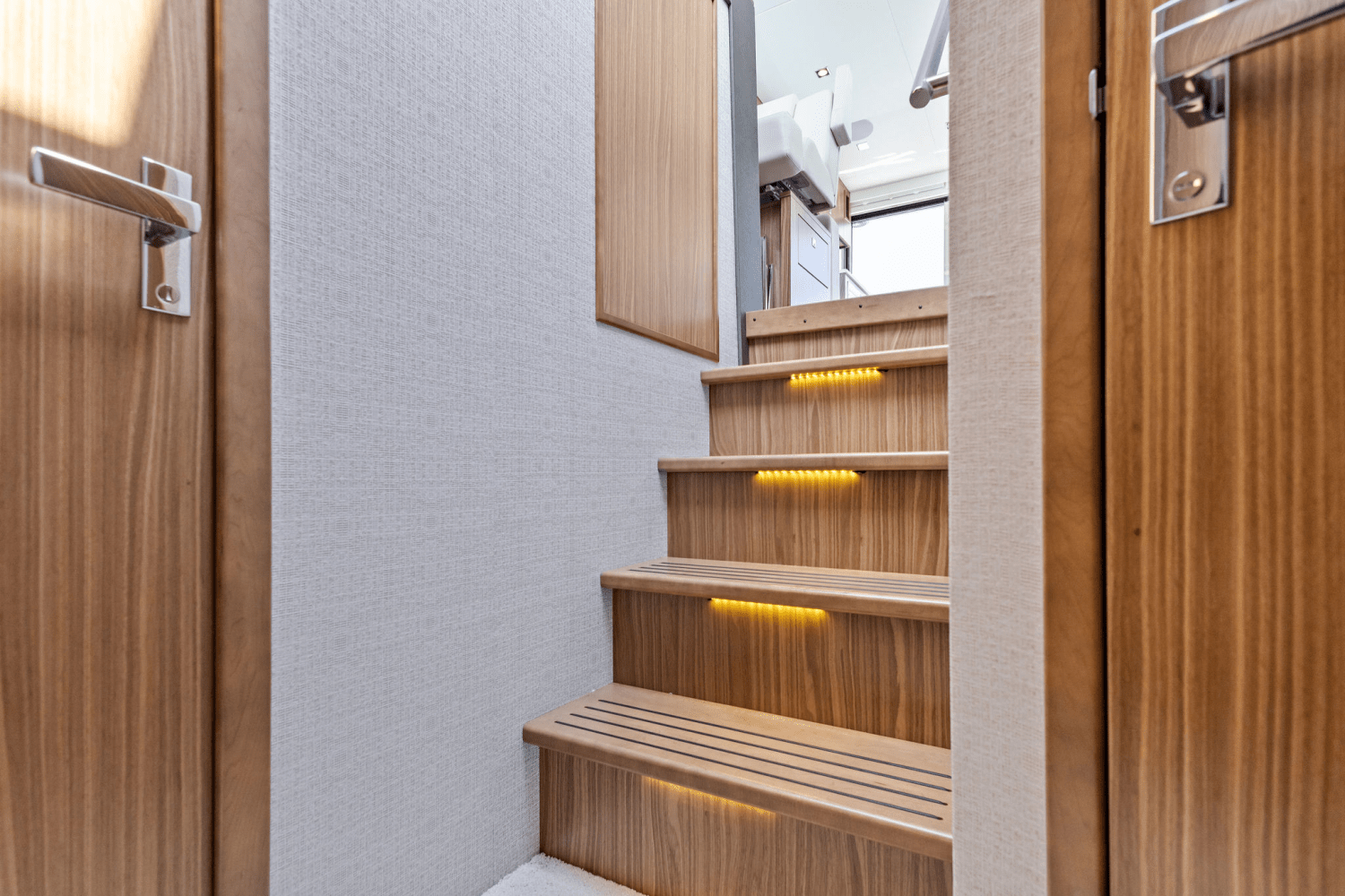 2025 Cruisers Yachts 46 Cantius Image Thumbnail #54