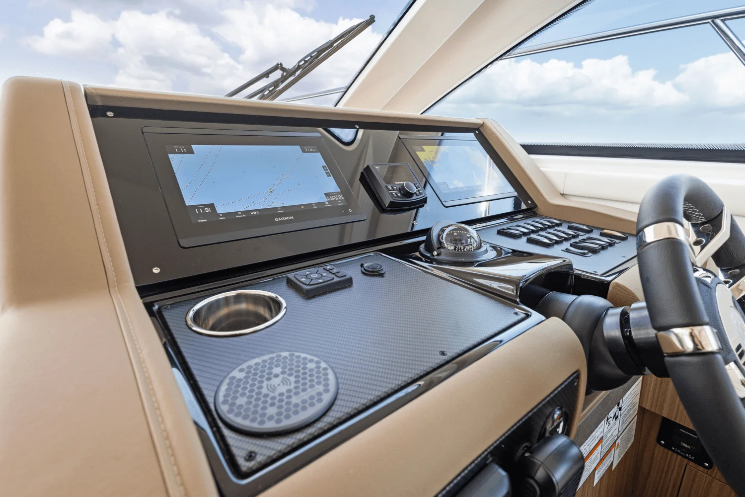 2025 Cruisers Yachts 46 Cantius Image Thumbnail #50