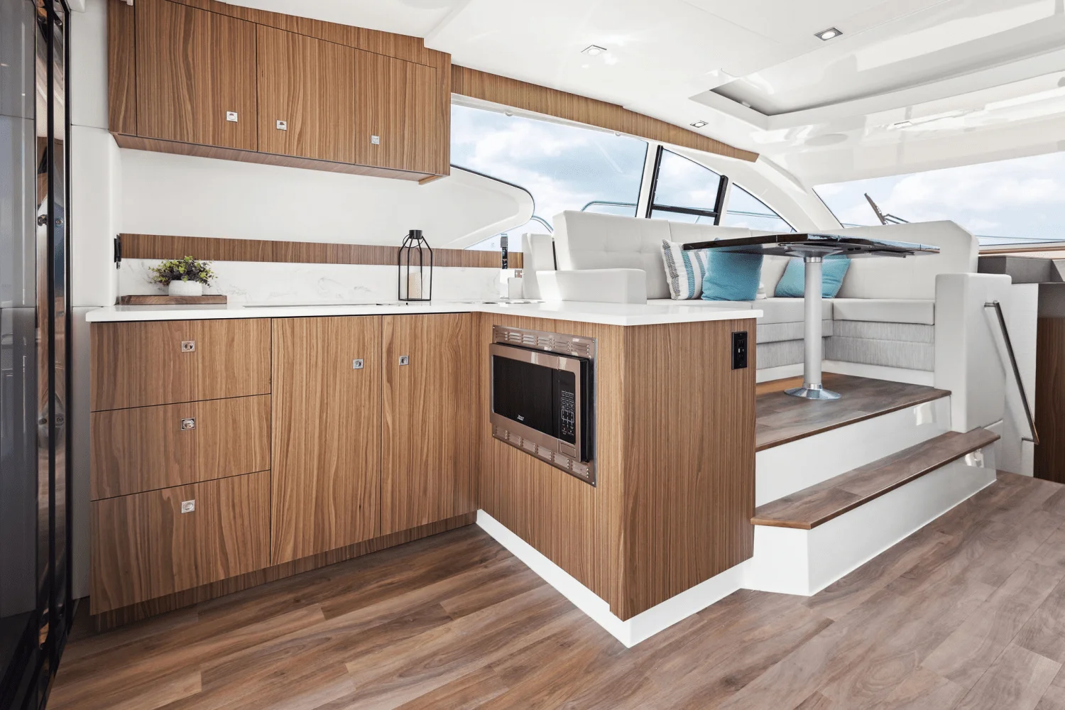 2025 Cruisers Yachts 46 Cantius Image Thumbnail #38