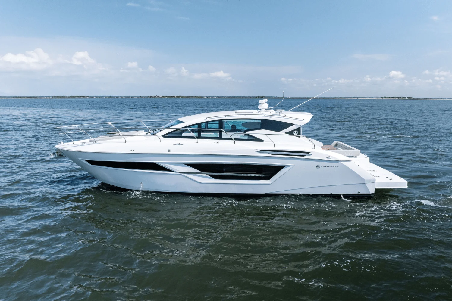 2025 Cruisers Yachts 46 Cantius Image Thumbnail #8