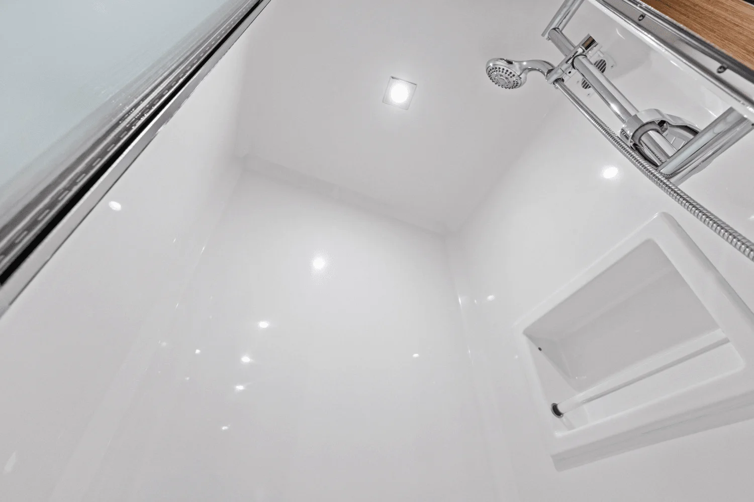 2025 Cruisers Yachts 46 Cantius Image Thumbnail #72