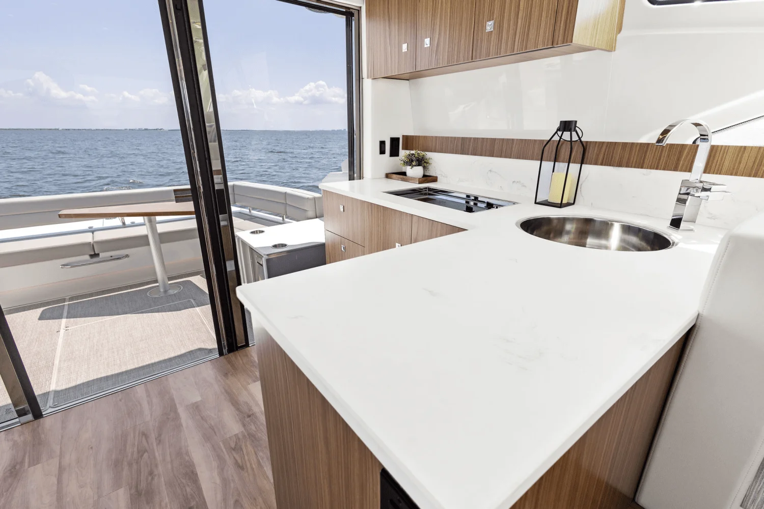 2025 Cruisers Yachts 46 Cantius Image Thumbnail #41