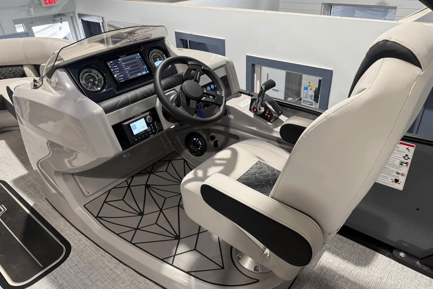 2025 Harris 230 Grand Mariner Image Thumbnail #16