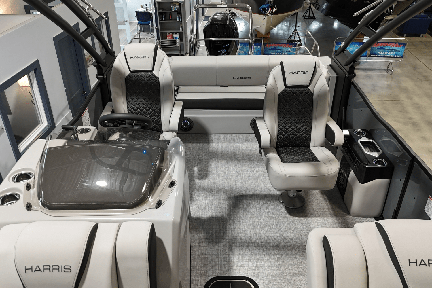 2025 Harris 230 Grand Mariner Image Thumbnail #15