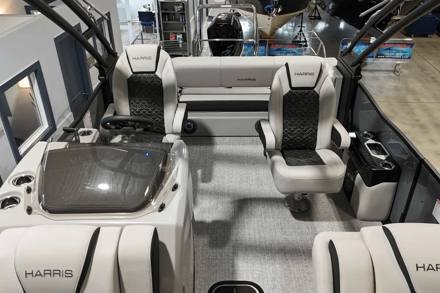 2025 Harris 230 Grand Mariner Image Thumbnail #15