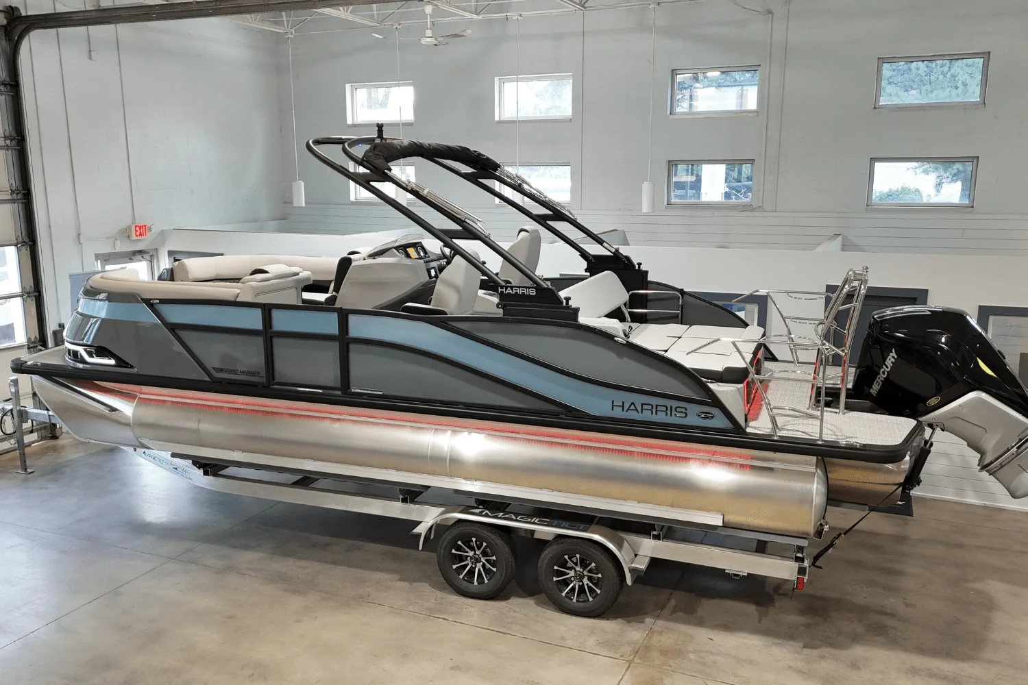 Thumbnail 3 for 2025 Harris 230 Grand Mariner