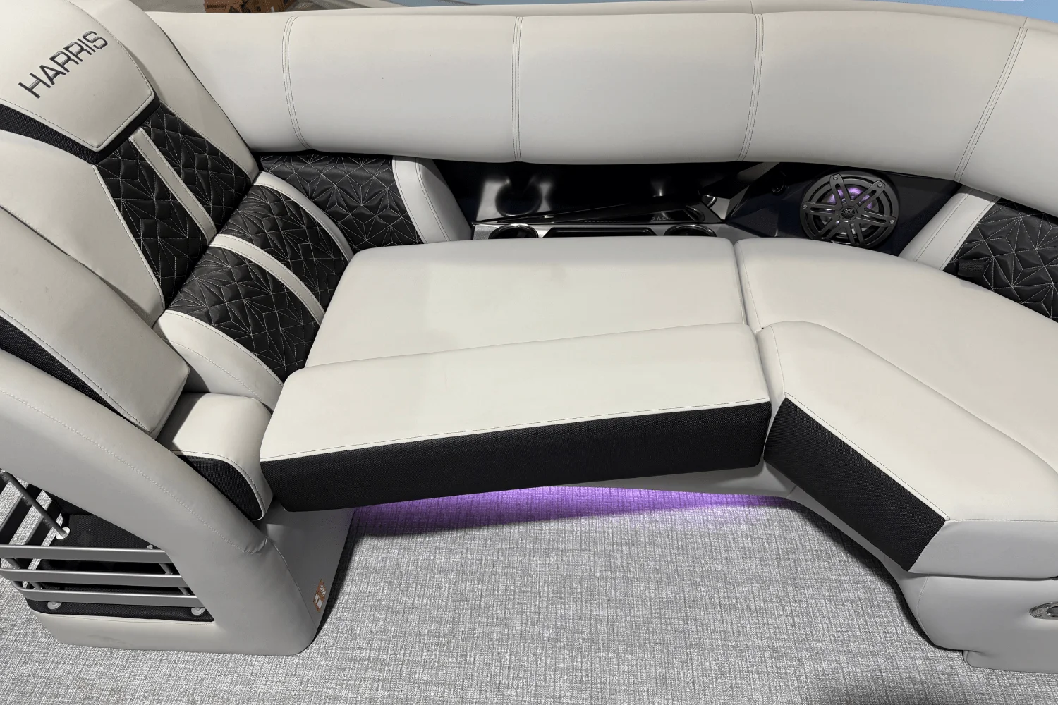 2025 Harris 230 Grand Mariner Image Thumbnail #25