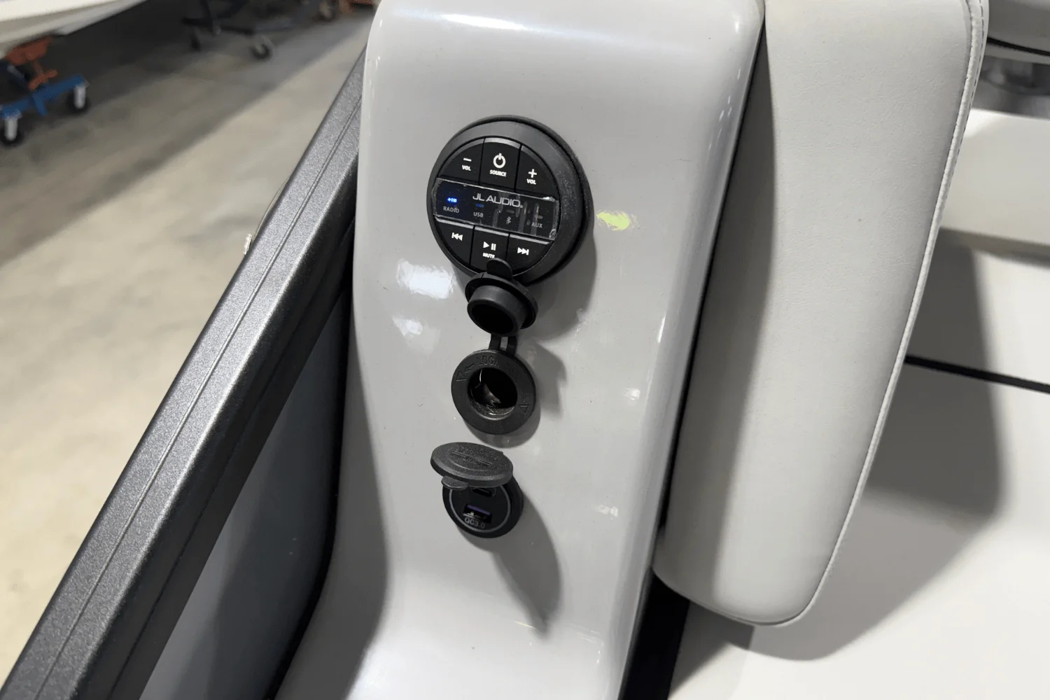 2025 Harris 230 Grand Mariner Image Thumbnail #13