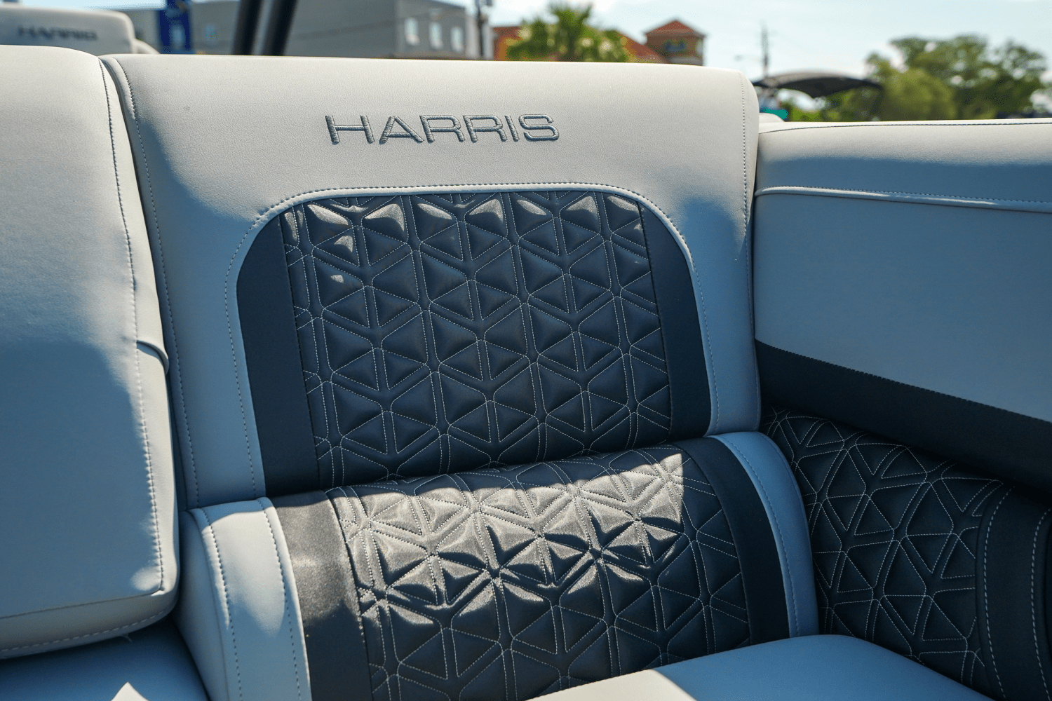 2025 Harris 230 Solstice Image Thumbnail #19