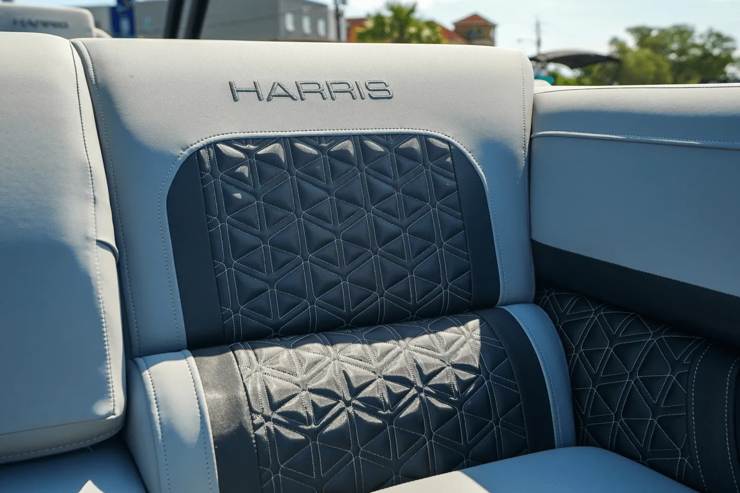 2025 Harris 230 Solstice Image Thumbnail #19
