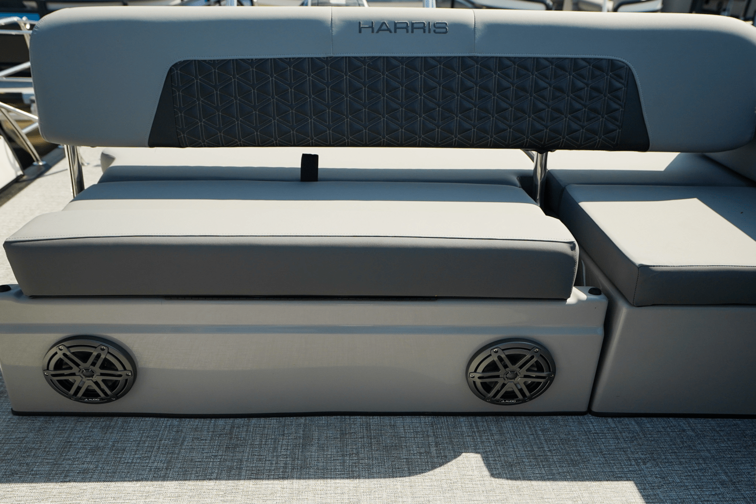 2025 Harris 230 Solstice Image Thumbnail #26