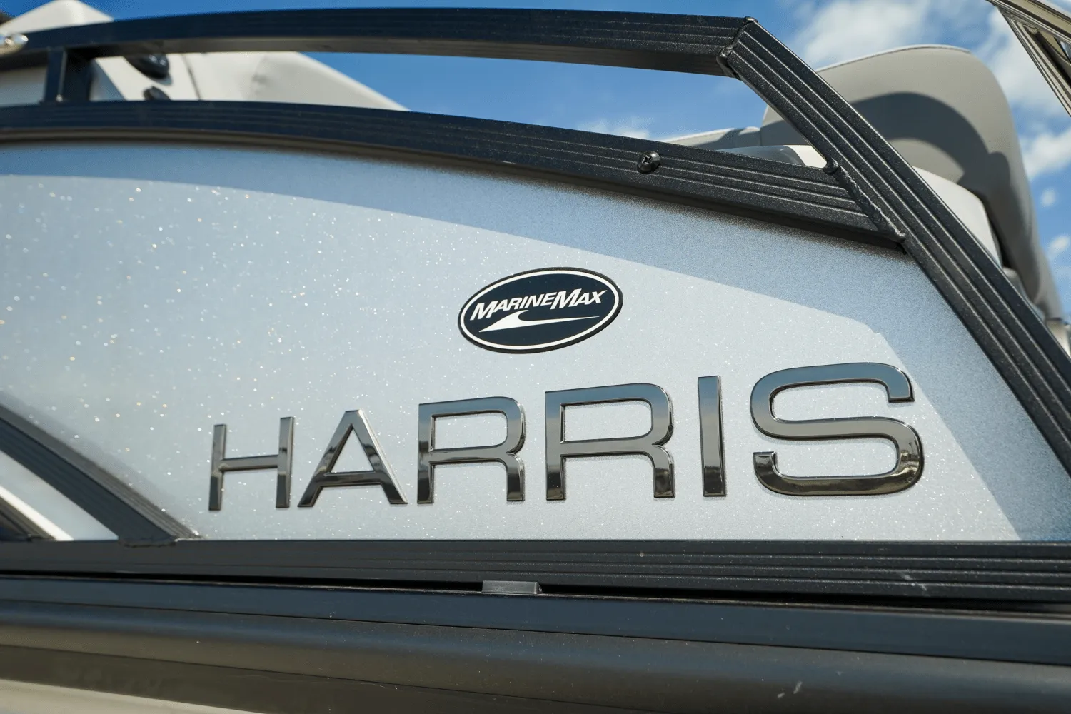 2025 Harris 230 Solstice Image Thumbnail #1