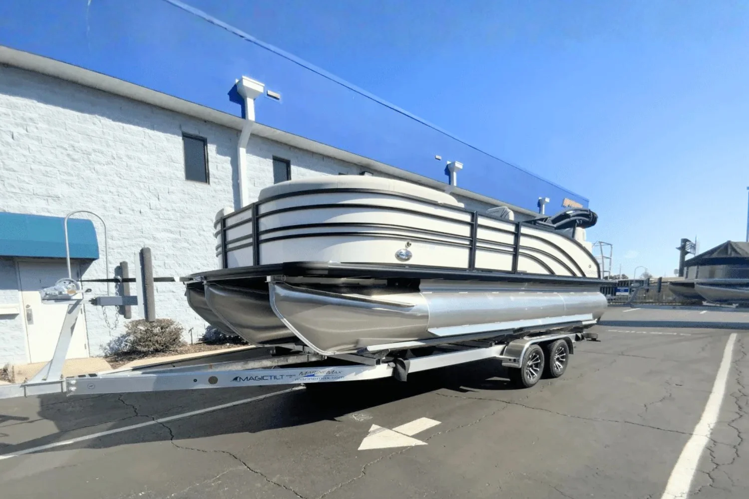 2025 Harris 210 Sunliner Image Thumbnail #1