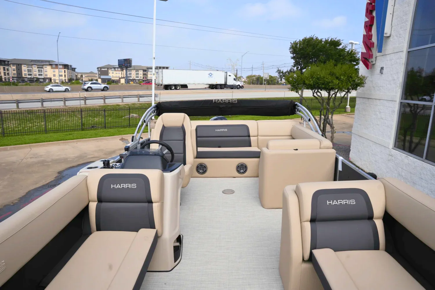 2025 Harris 230 Cruiser Image Thumbnail #6