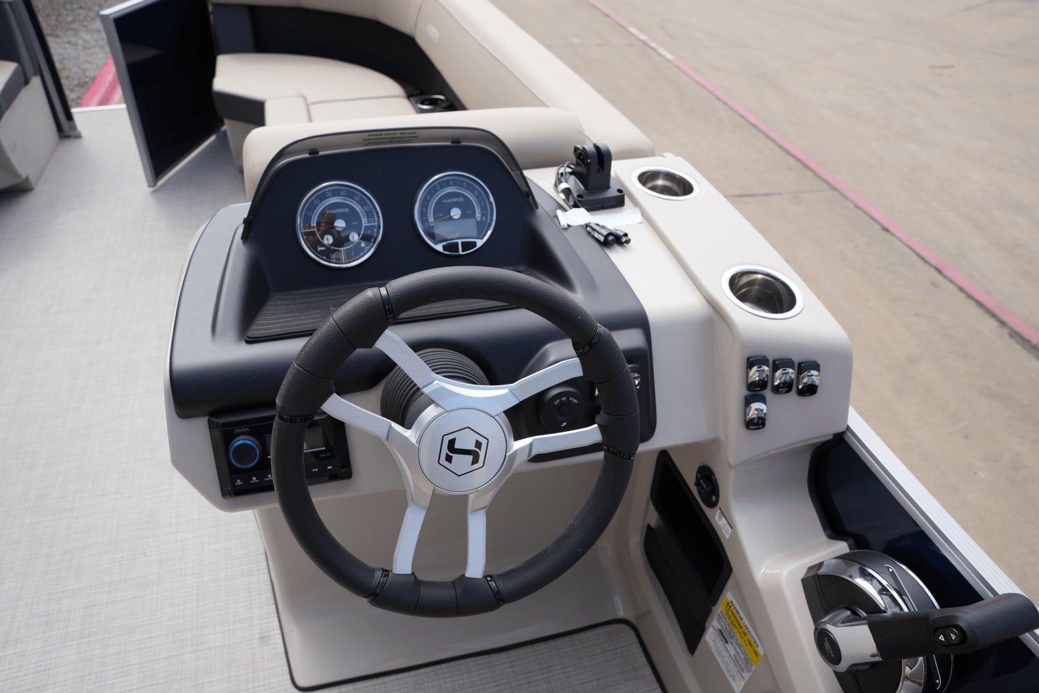 2025 Harris 230 Cruiser Image Thumbnail #13