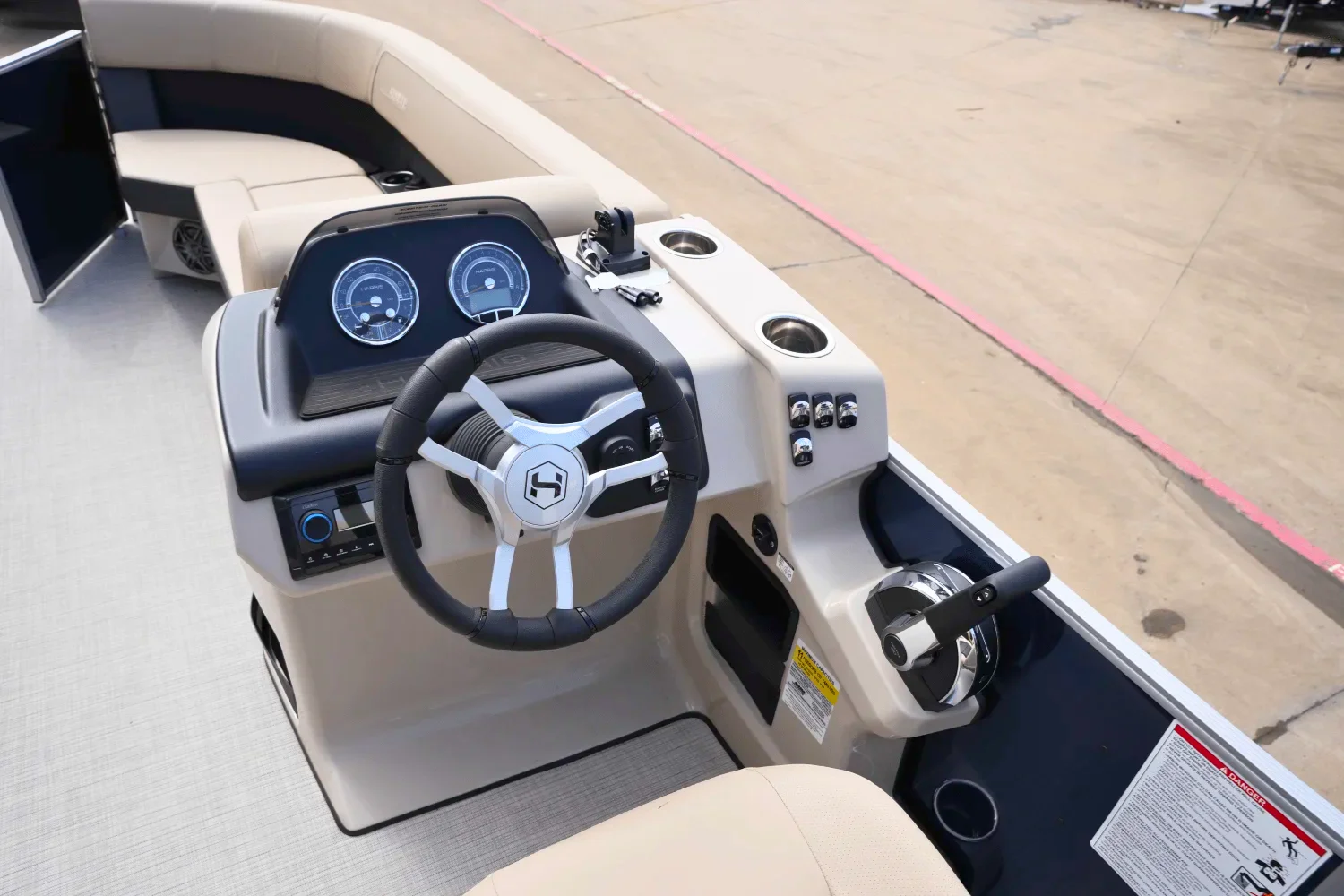 2025 Harris 230 Cruiser Image Thumbnail #12