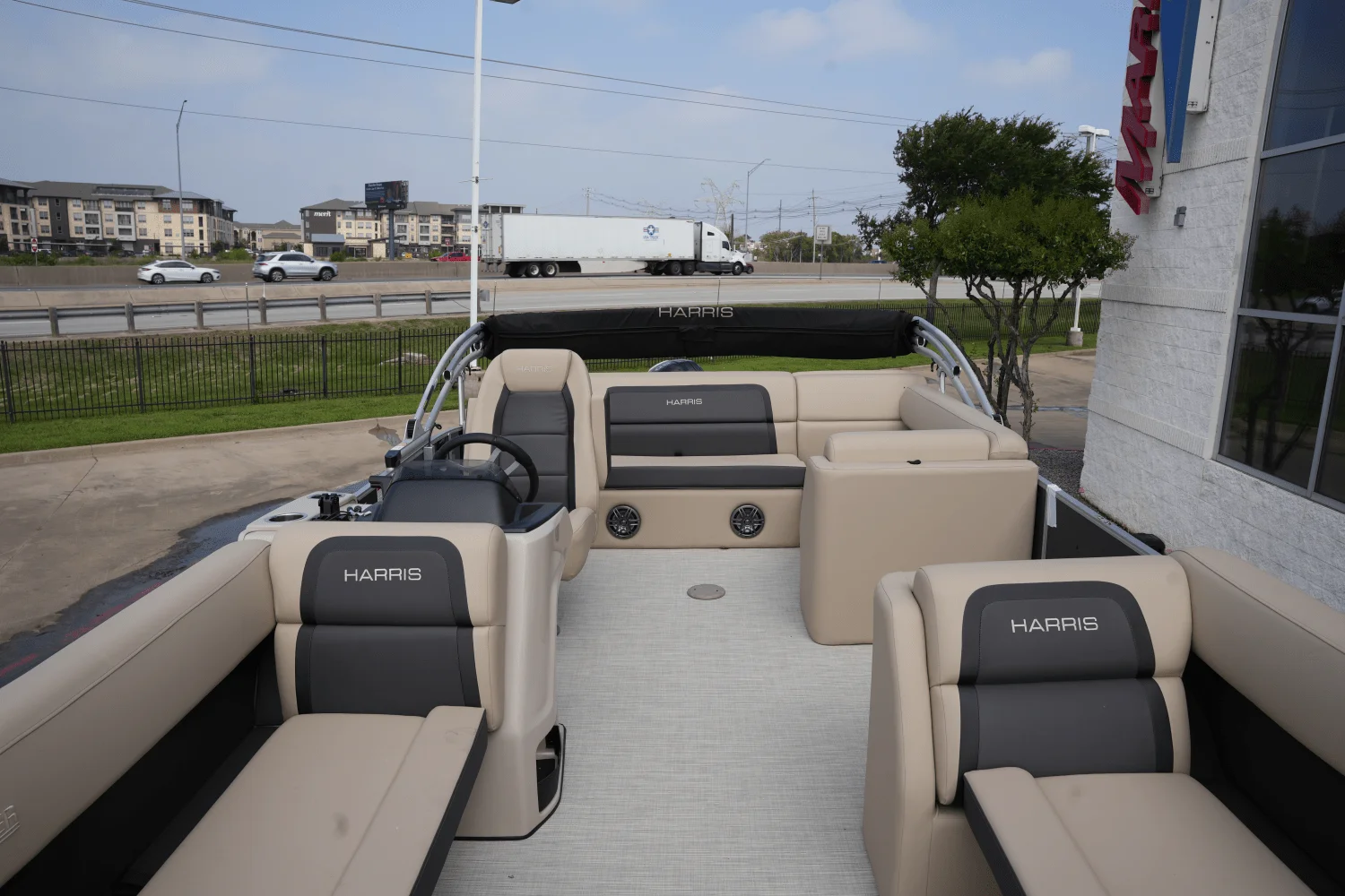 2025 Harris 230 Cruiser Image Thumbnail #6