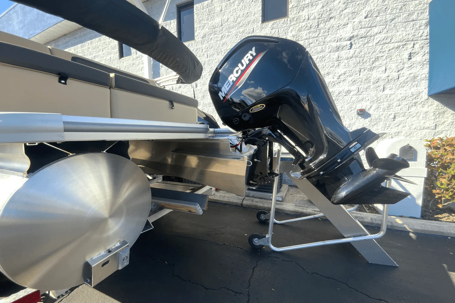 2025 Harris 230 Cruiser Image Thumbnail #23