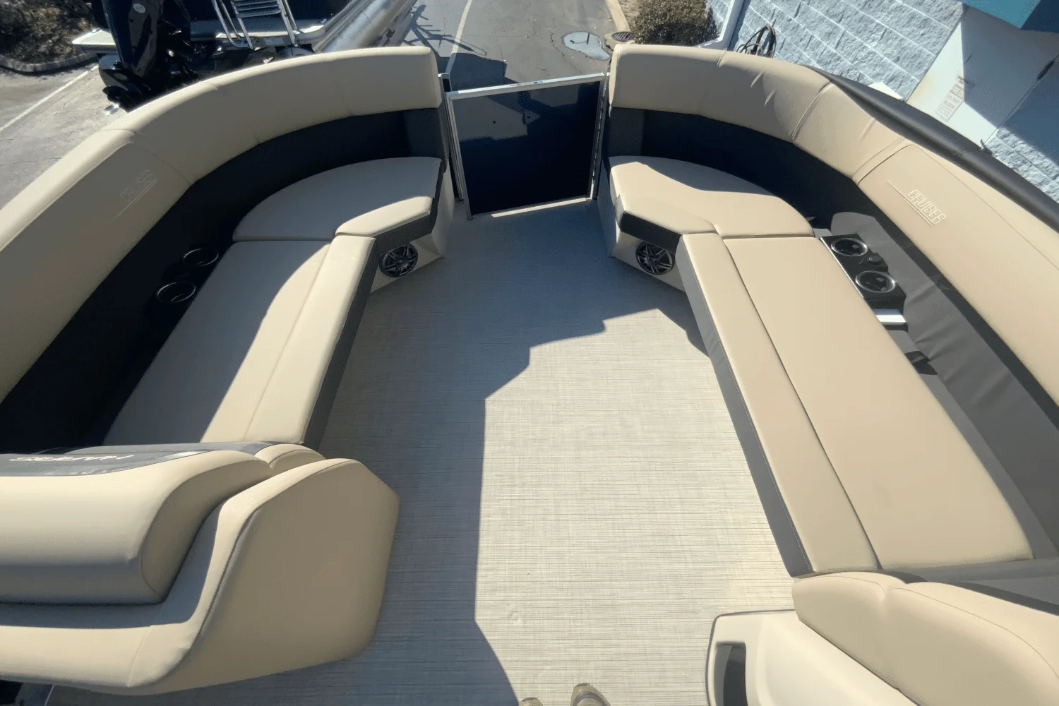 2025 Harris 230 Cruiser Image Thumbnail #34