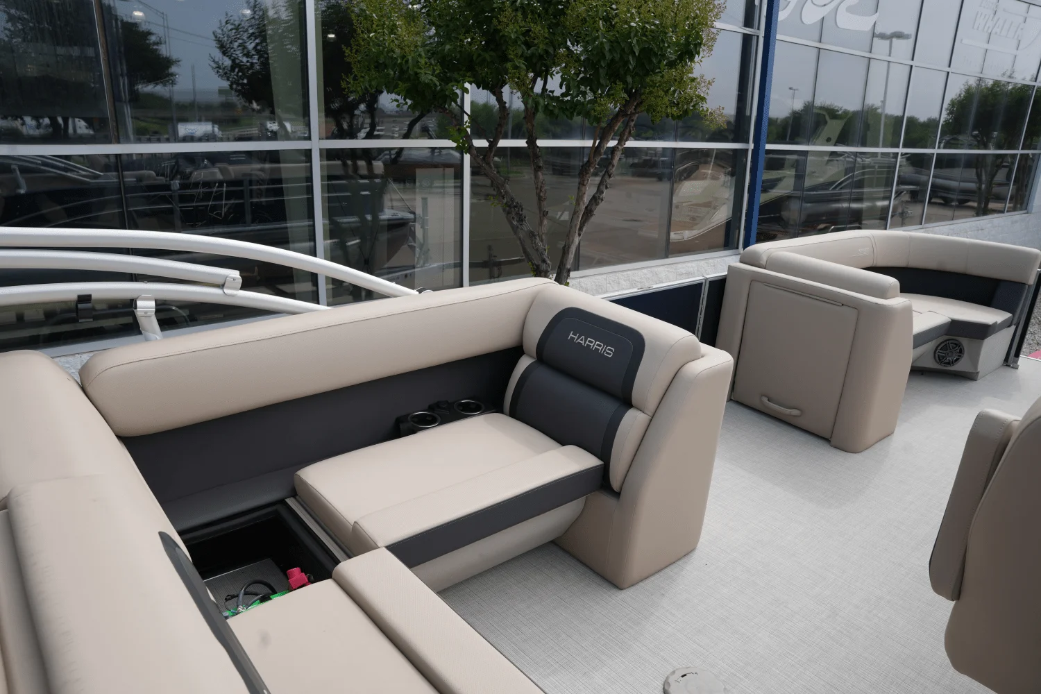 2025 Harris 230 Cruiser Image Thumbnail #16