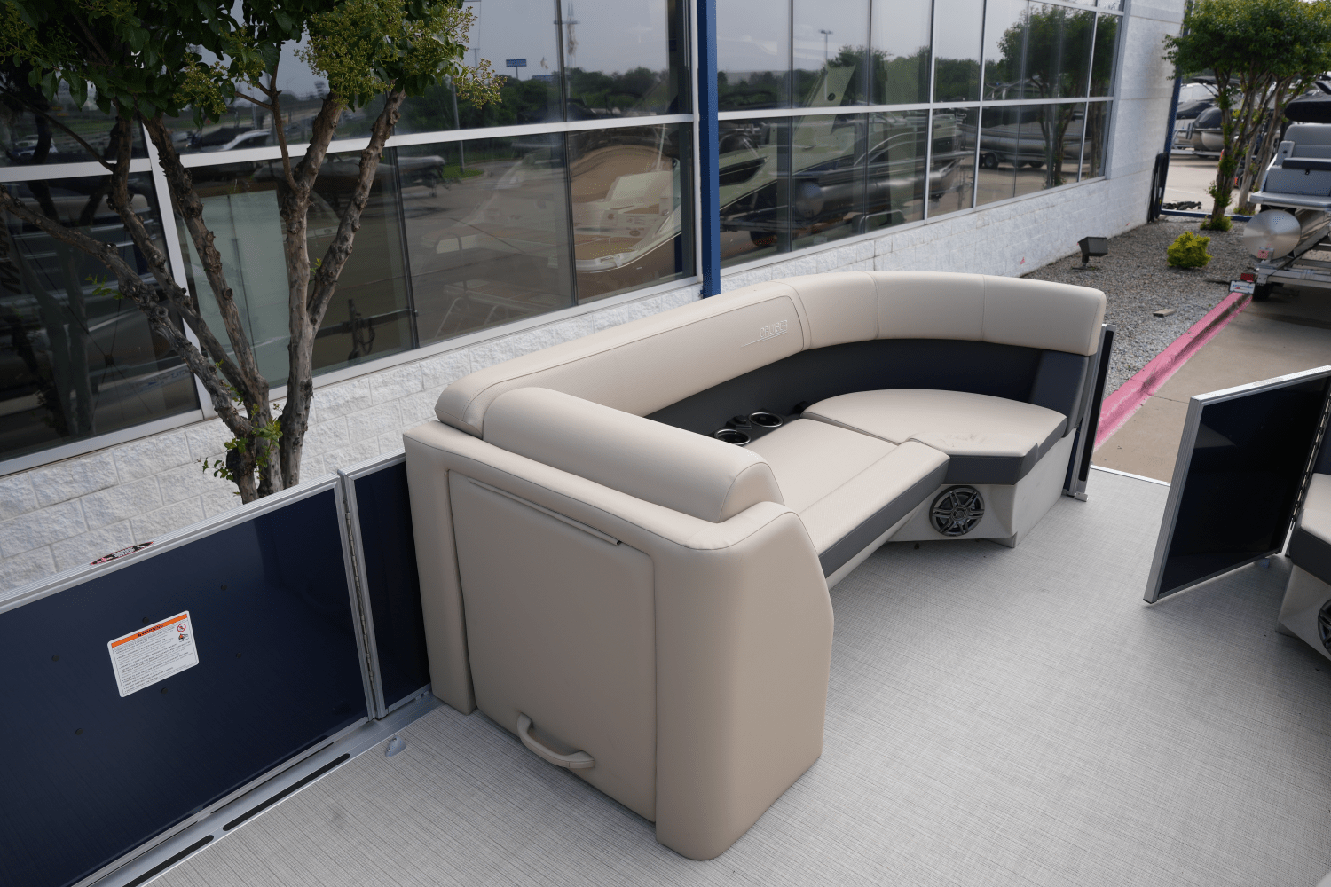 2025 Harris 230 Cruiser Image Thumbnail #7