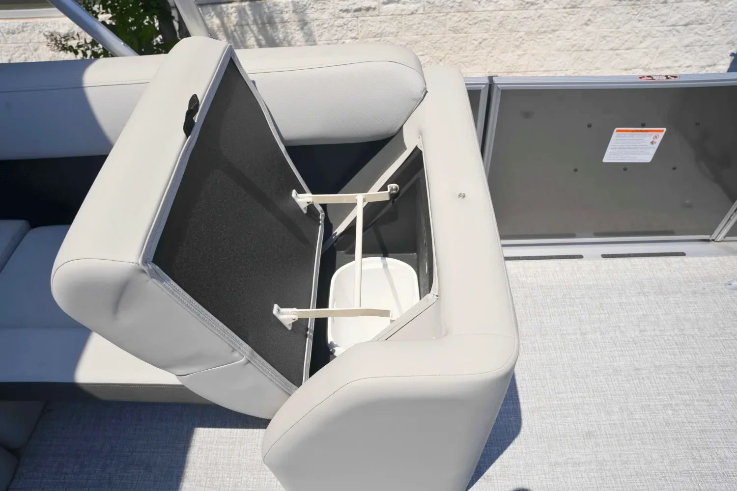 2025 Harris 230 Cruiser Image Thumbnail #10