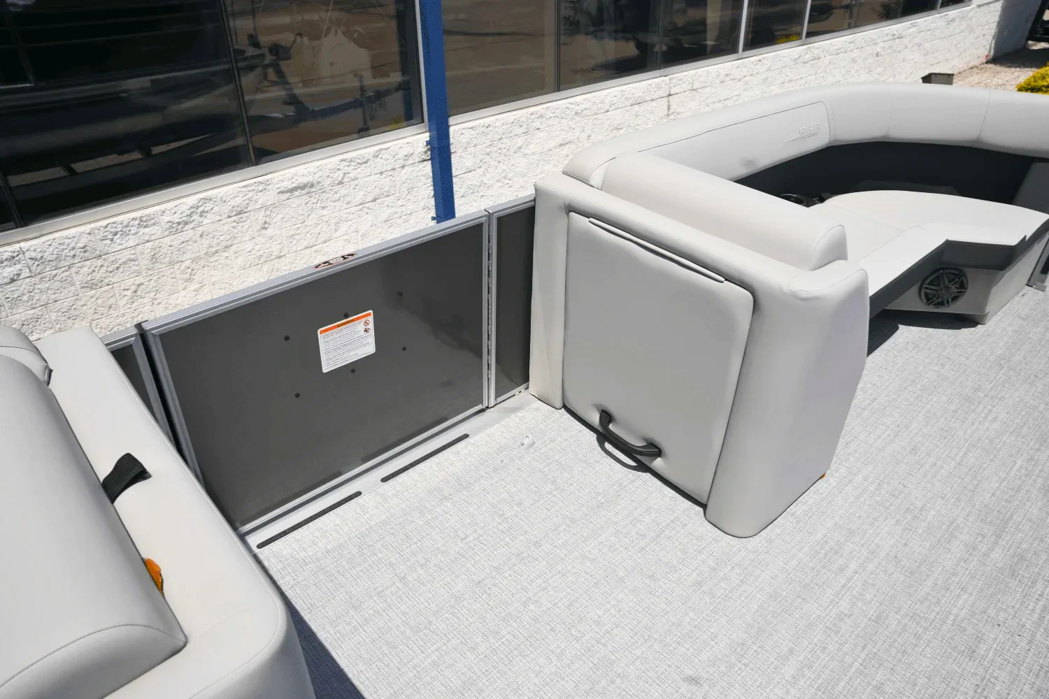 2025 Harris 230 Cruiser Image Thumbnail #8