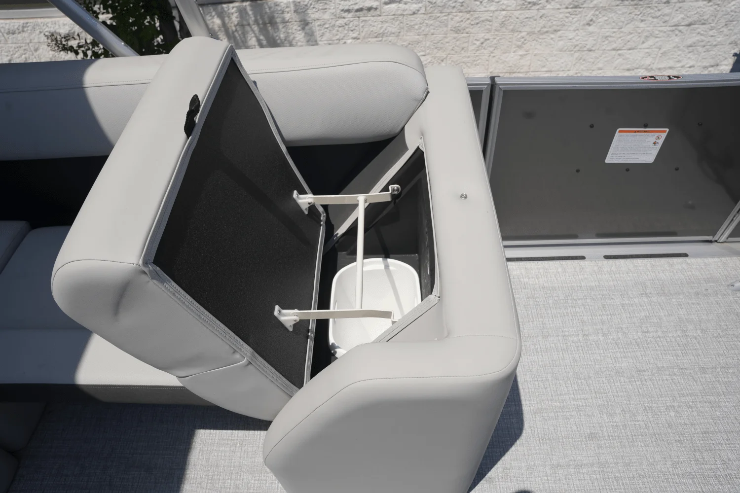 2025 Harris 230 Cruiser Image Thumbnail #10