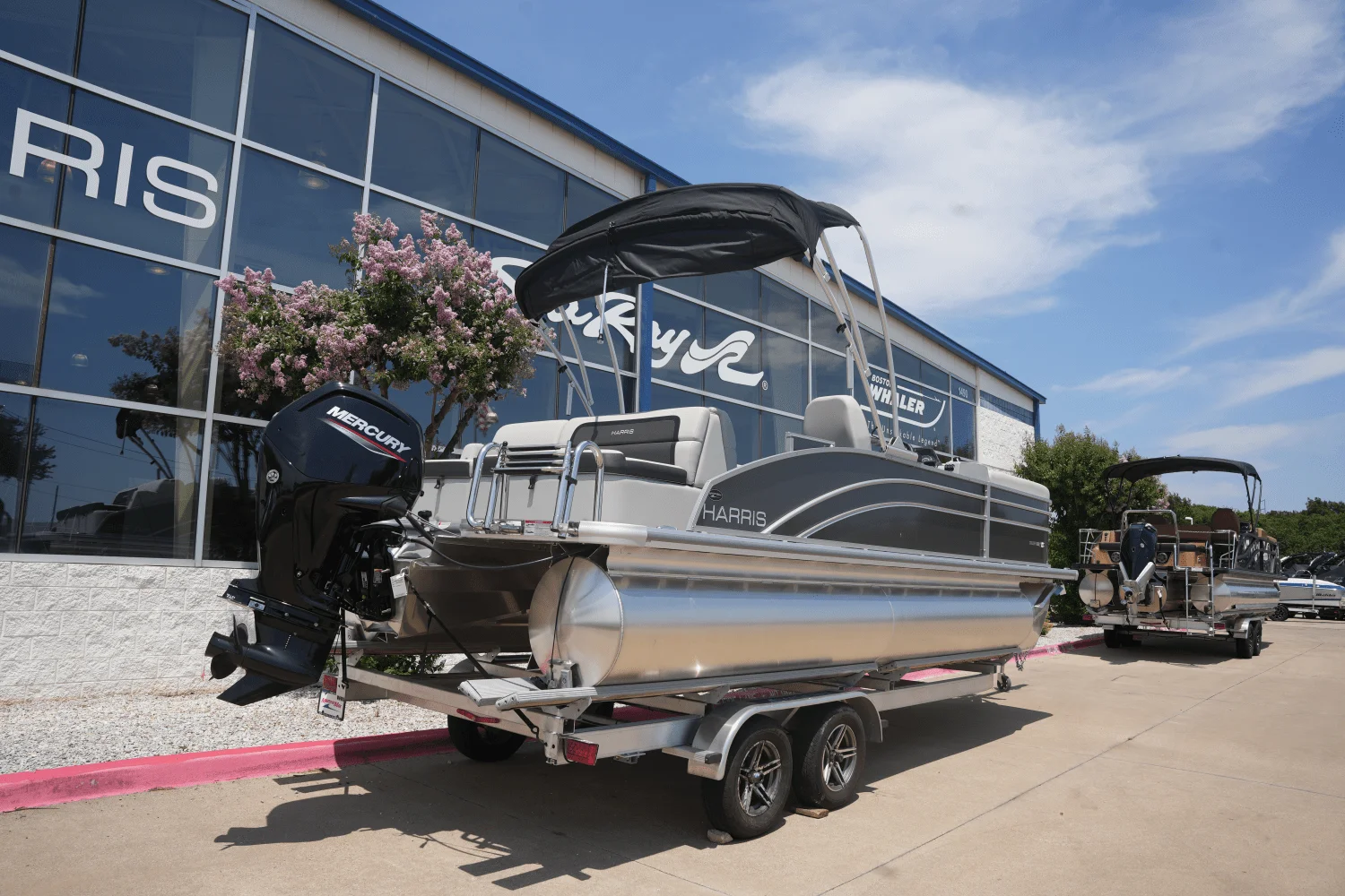 2025 Harris 230 Cruiser Image Thumbnail #2