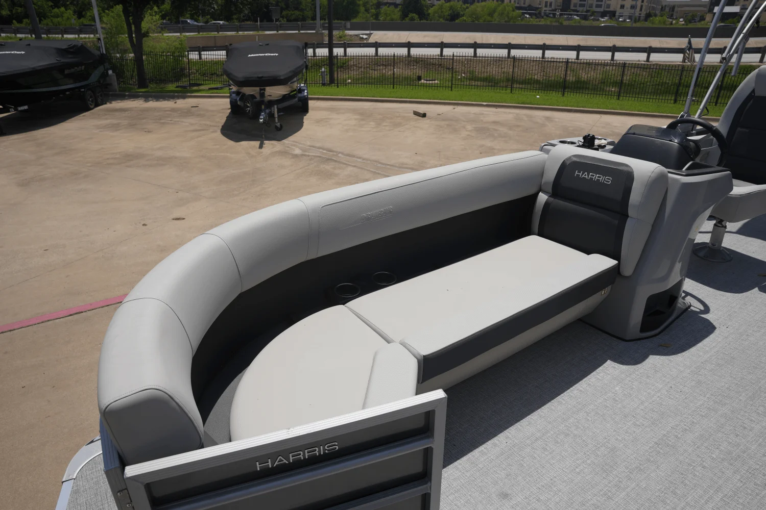 2025 Harris 230 Cruiser Image Thumbnail #4