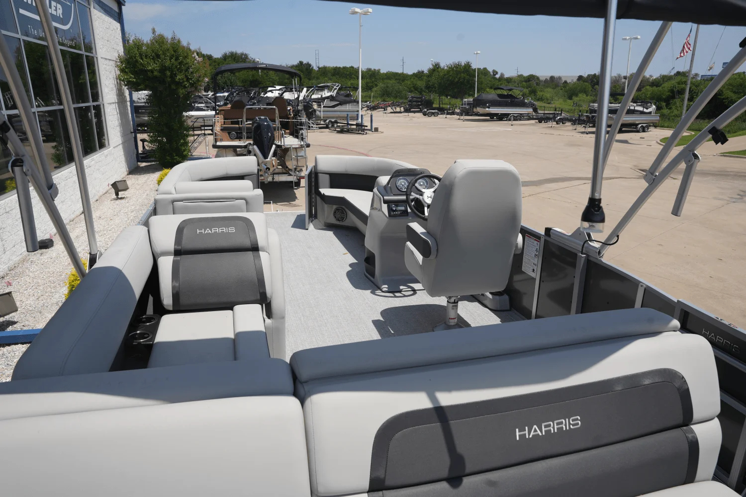 2025 Harris 230 Cruiser Image Thumbnail #12