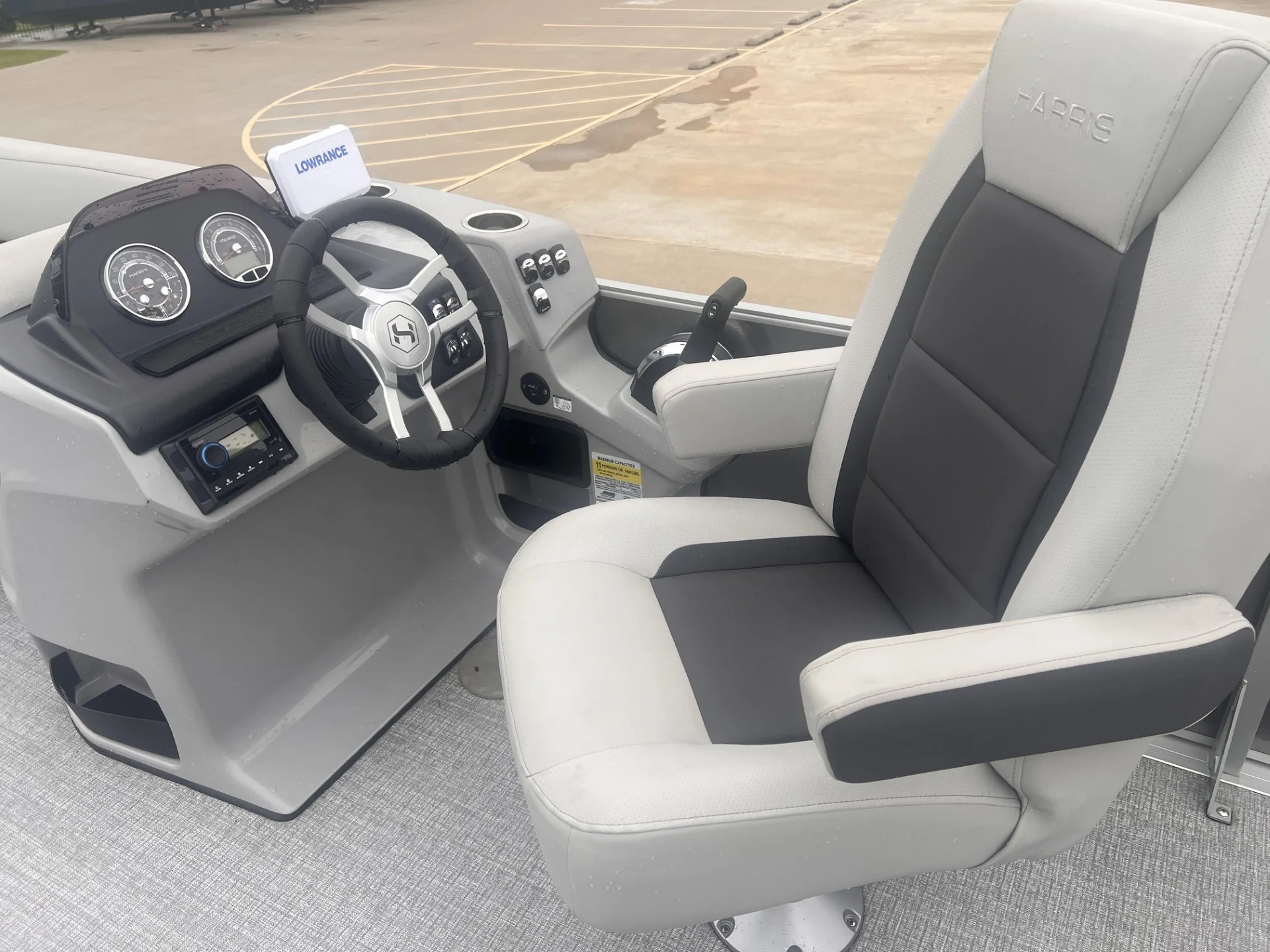2025 Harris 210 Cruiser Image Thumbnail #8